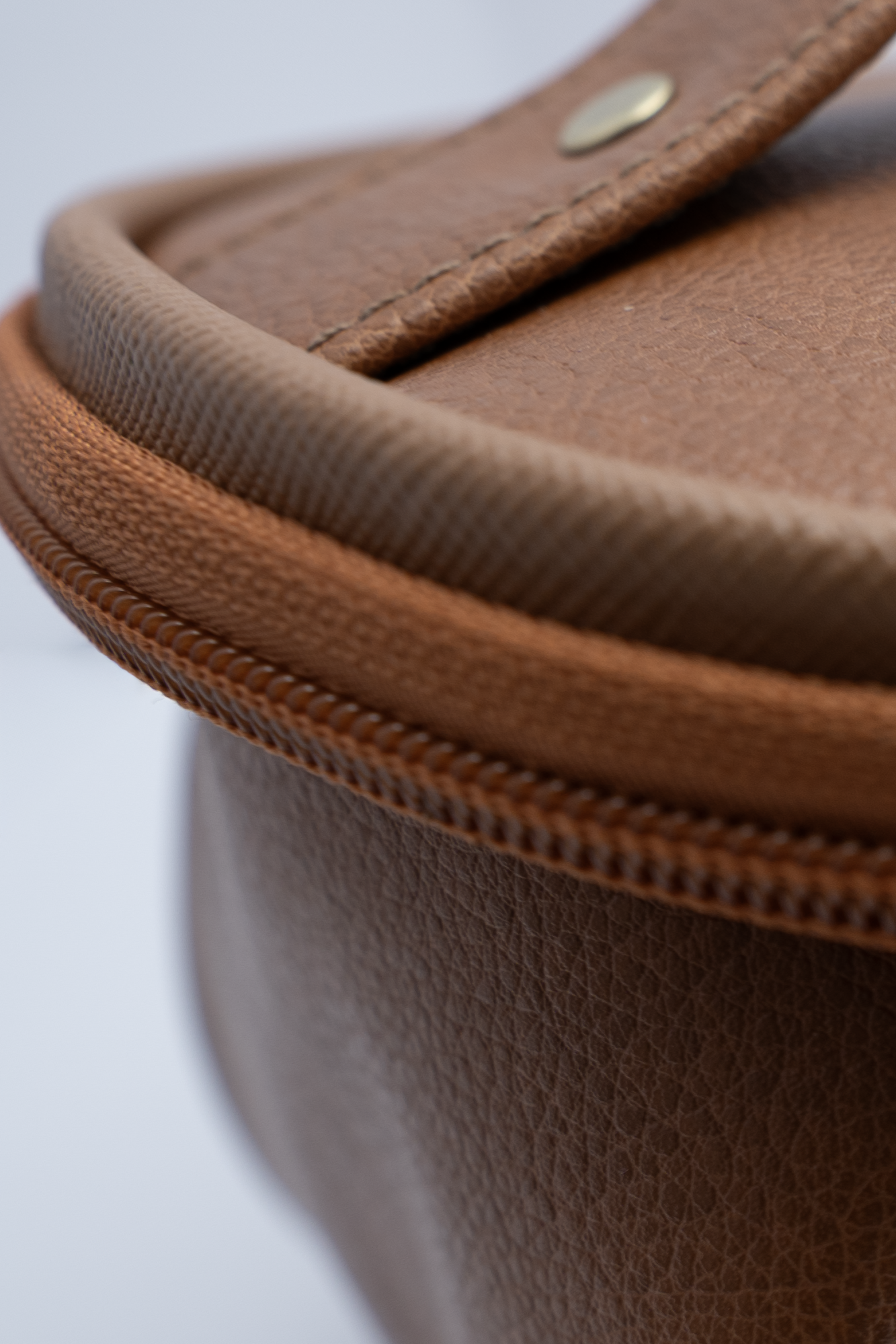 Nécessaire Premium Marrom em Design Sofisticado